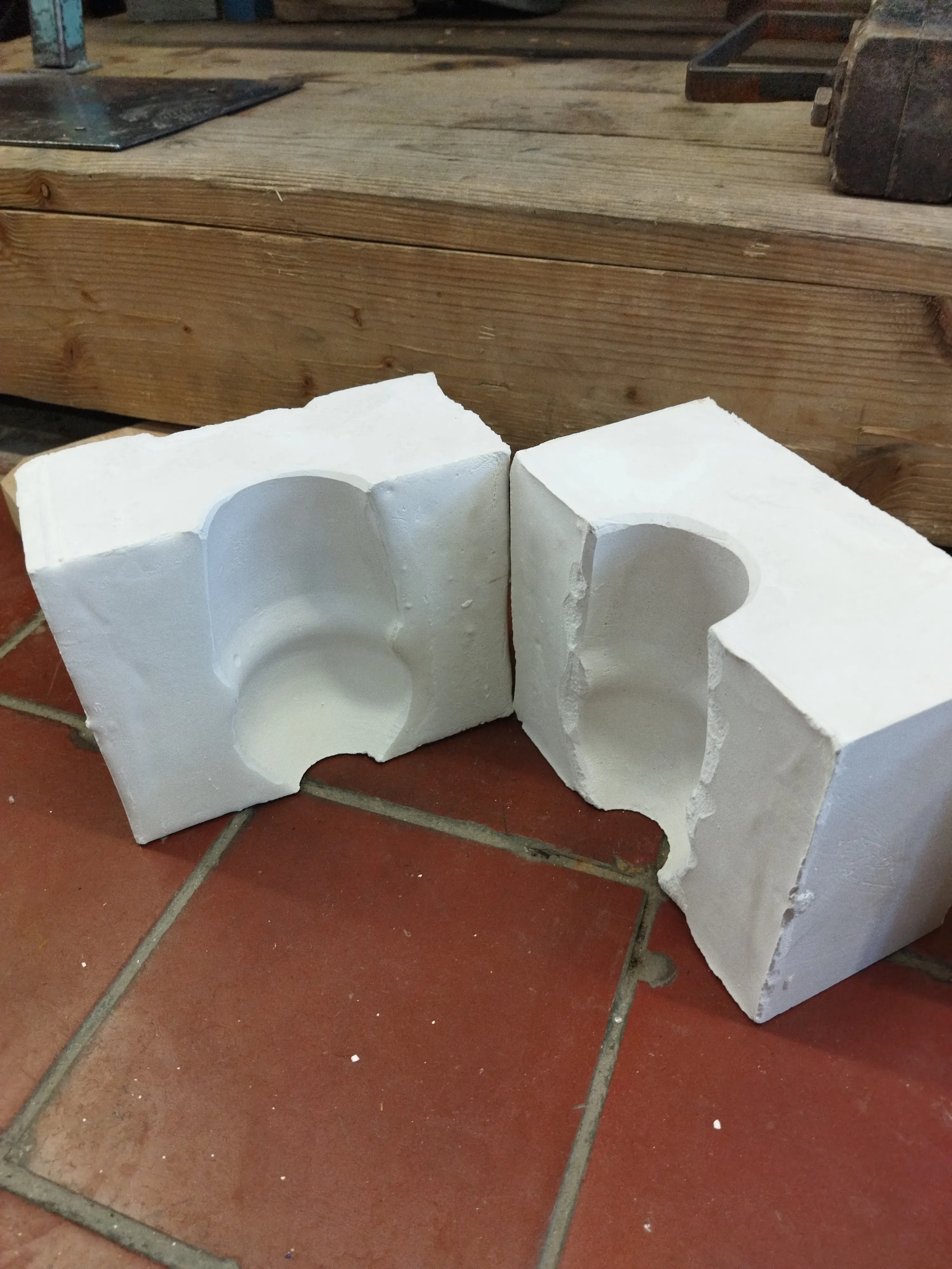 Glass AUREA – The individual parts of the mould