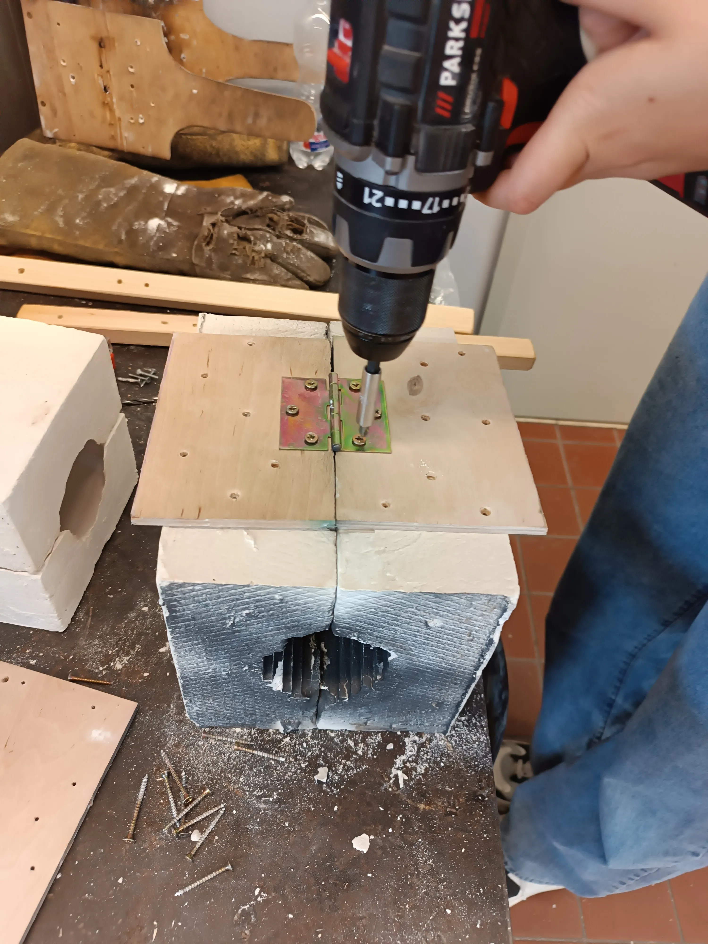 Vase WHALE – Assembling the mould
